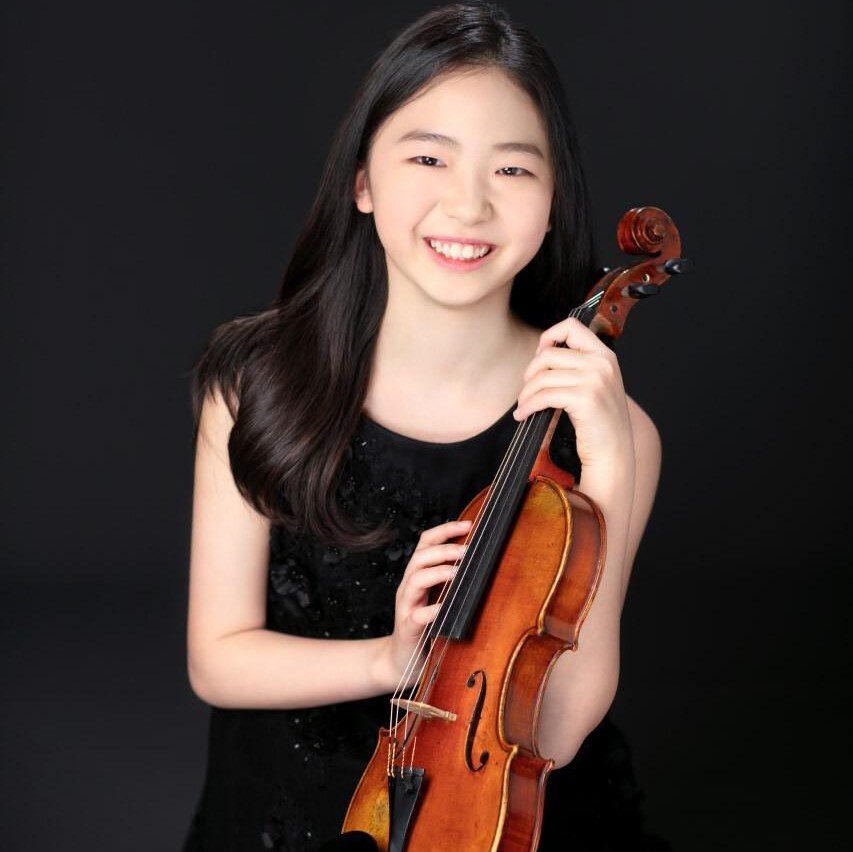 Lauren Yejin Kang